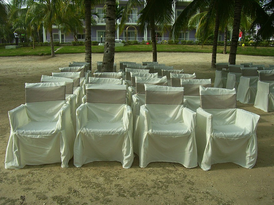 Beach Wedding in Jamaica. https://www.jamaica-reggae-music-vacation.com/Jamaica-Wedding-And-Honeymoon-Packages.html