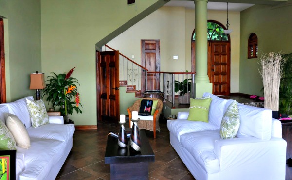 https://www.jamaica-reggae-music-vacation.com/Port-Antonio-Villa.html, Avalon Villa