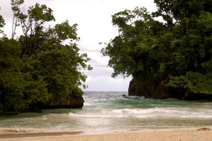 Frenchman's Cove, Port Antonio, Jamaica, https://www.jamaica-reggae-music-vacation.com/port-antonio-jamaica.html